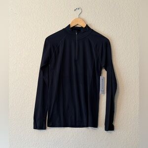 Athleta Momentum Half-Zip Long Sleeve in Black, sz LG
